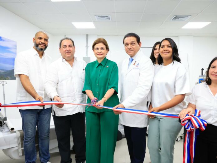 Raquel Peña deja iniciada construcción unidades hemodiálisis y pie diabético en hospital de Neyba