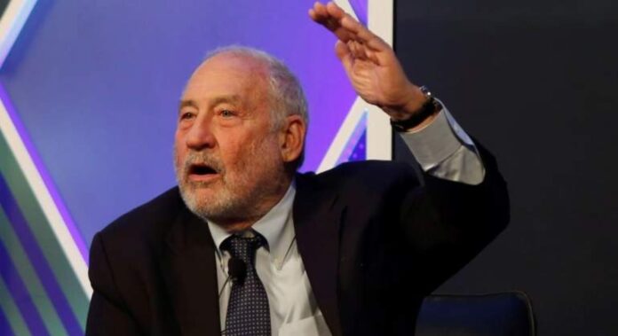 Stiglitz: Europa se debilita a sí misma con las restricciones