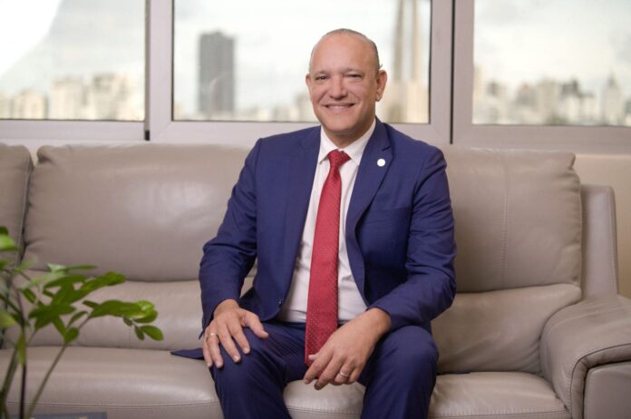 Ulises Rodríguez es el funcionario del mes, según portal