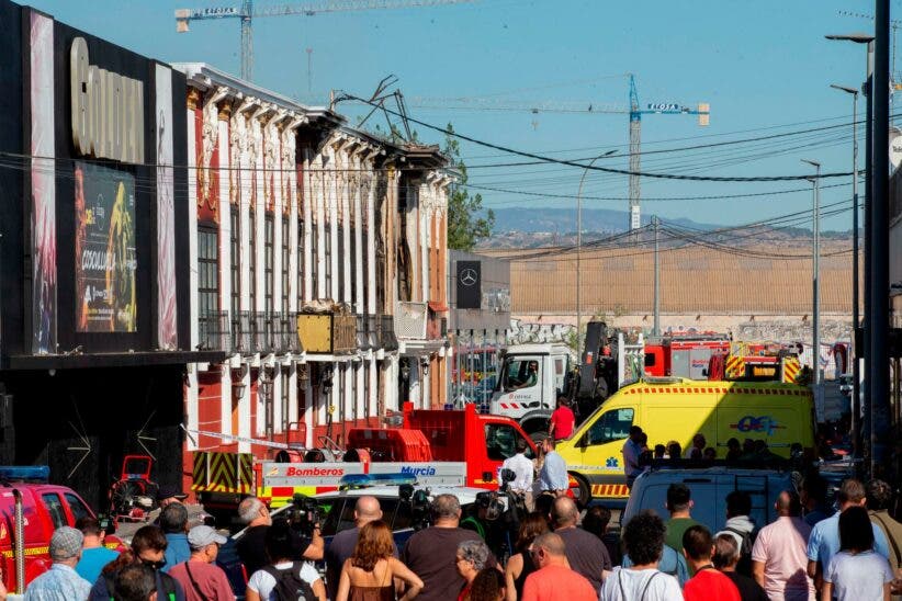 1696288767 18 Dueno de discoteca incendiada en Espana dice que no fue