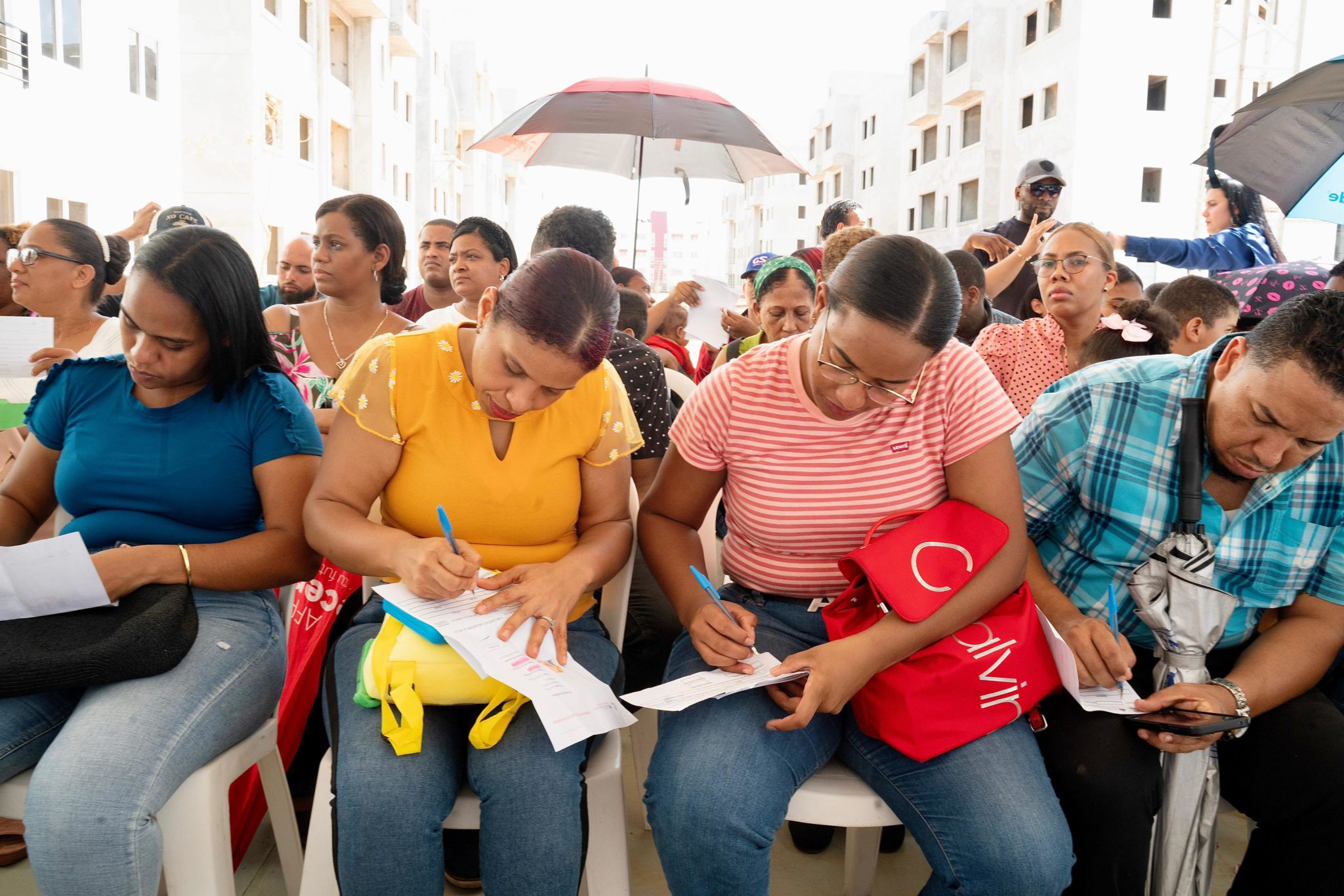 1697454971 256 Mas de dos mil personas asisten a feria del Plan