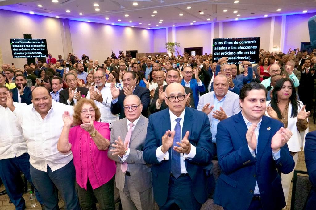 1697581030 22 Unas 20 senadurias y 40 alcaldias mas habria pactado PLD