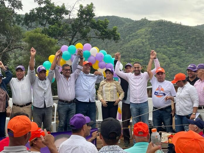 PLD juramenta precandidato a Alcalde del PRM en Ocoa