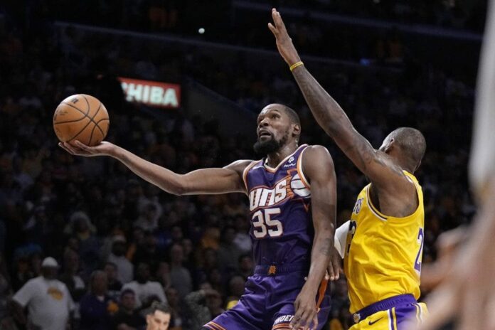 Durant : «LeBron da ejemplo para todos en la liga»