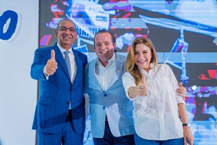 PRM proclama a Luis Abinader como su candidato presidencial para elecciones 2024
