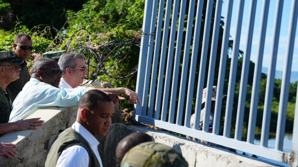 Abinader dice canal La Vigía permite flexibilizar reapertura frontera dominico-haitiana