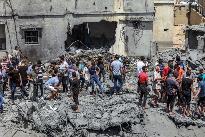 Ascienden a más de 8.000 los muertos por los bombardeos de Israel en la Franja de Gaza