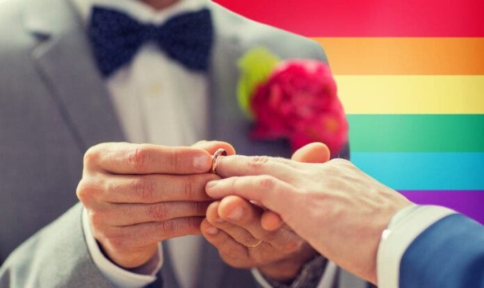 Detenidas 76 personas por planear una boda de homosexuales  