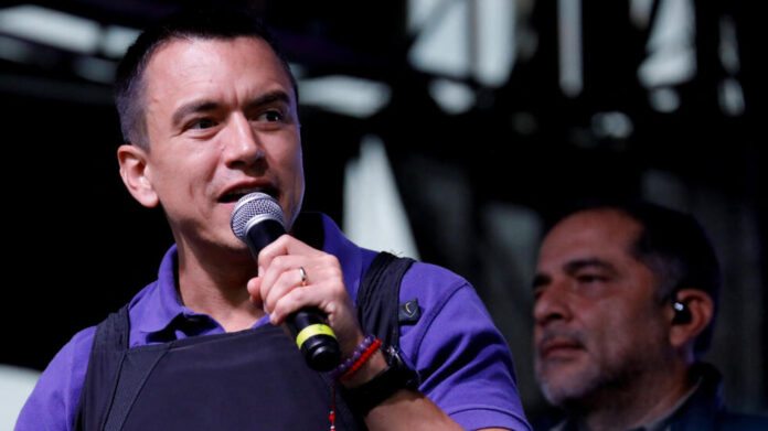 El empresario Daniel Noboa, encabeza balotaje por la presidencia en Ecuador