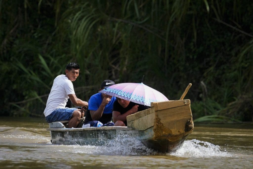 El imparable flujo migratorio por Darién, ahora más organizado y rápido al cruzar pese a peligros