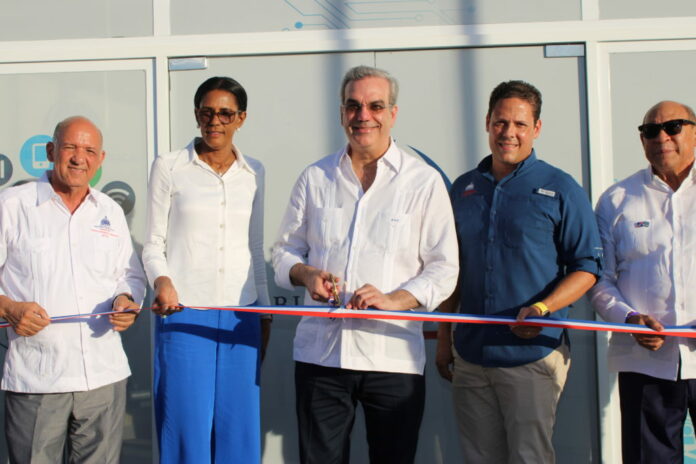 Gobierno entrega Centro Tecnológico  que impactará a miles de jóvenes  en La Altagracia