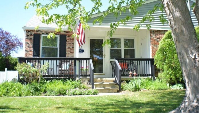 Grandes expectativas por entrega 15 mil dólares para comprar casa a quien se mude ciudad de Kansas