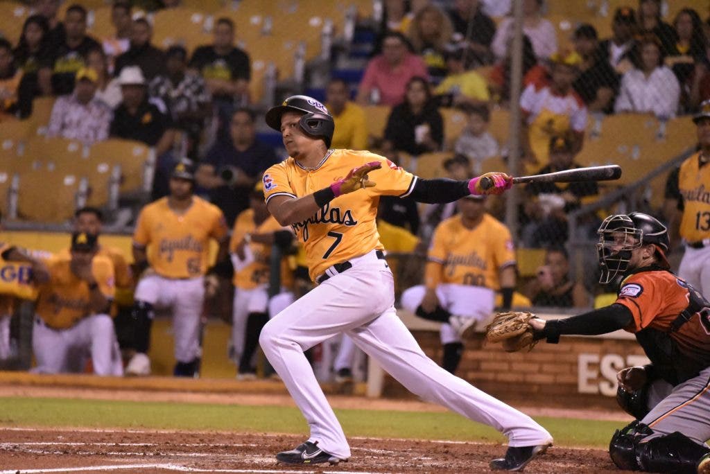 LIDOM Gigantes Estrellas y Aguilas salen victoriosos en jornada completa
