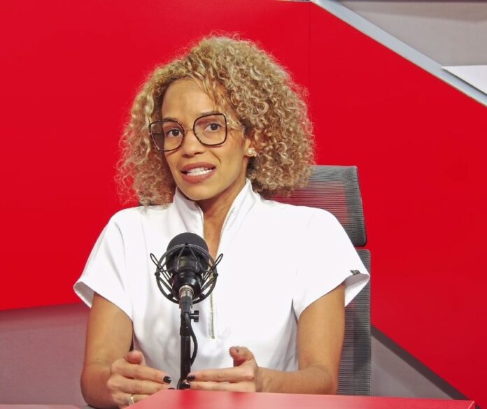 La soledad tiene el mismo efecto cardíaco que fumar 15 cigarrillos por día, dice psicocardióloga 