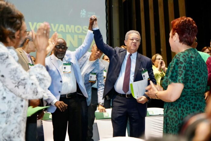 Leonel es oficialmente candidato presidencial de la FP; será proclamado el 26 de noviembre