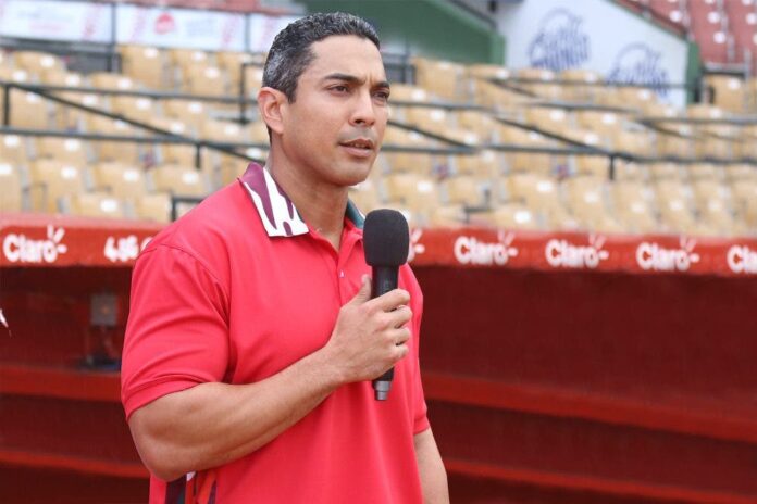 Luis Rojas piensa en campeonato; resalta integraciones