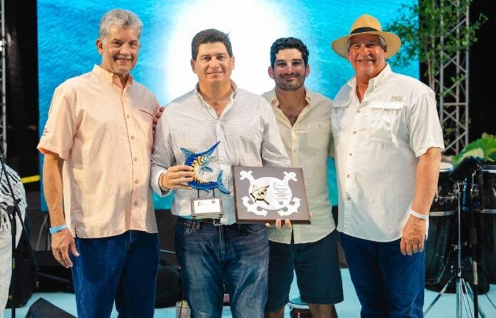Mota conquista el torneo de pesca al Marlin Azul CNSD