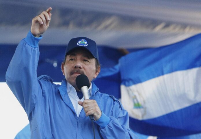 Ortega libera a 12 sacerdotes