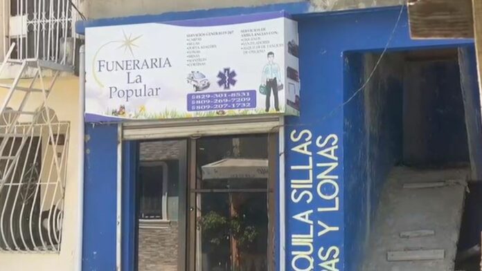 Propietario de funeraria se desliga de cadáveres dejados en cementerio