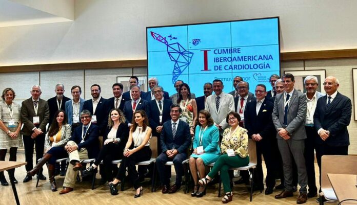 Sodocardio participa en cumbre para educar sobre problemas cardiovasculares
