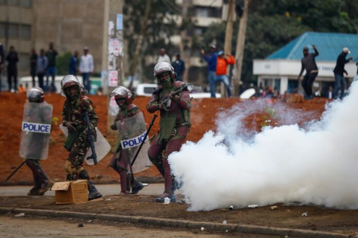Un Tribunal de Kenia prohíbe el despliegue de policías en Haití