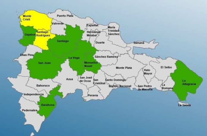 COE disminuye a 9 las provincias en alerta por disturbio tropical