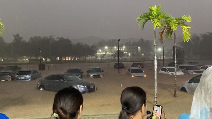 A un año de la lluvia que inundó la capital del país de RD