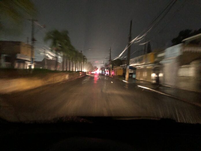 Gran Santo Domingo bajo agua, inundación y sin luz, la noche del sábado