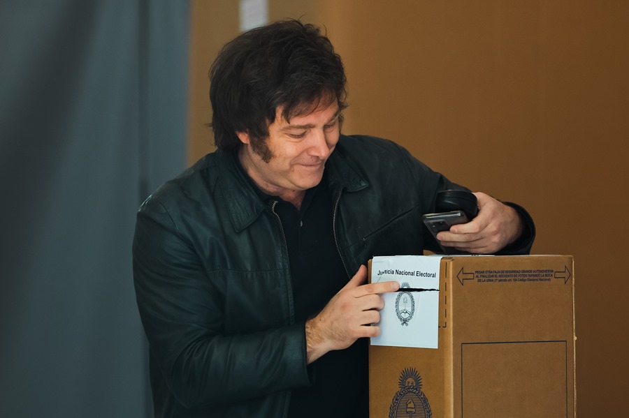 1700421970 648 Un 30 del padron electoral habia votado en Argentina