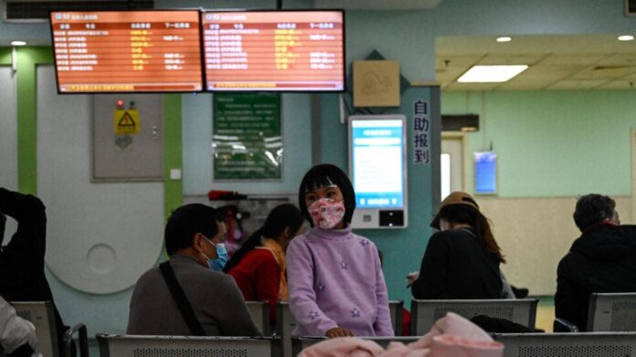China tranquiliza a la OMS sobre los brotes de neumonía infantil