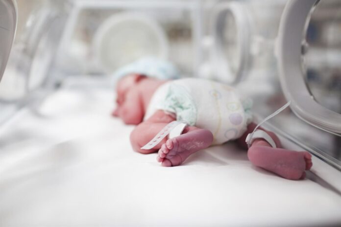 8 de cada 100 nacimientos en RD son prematuros; entidades apoyan atención especializada