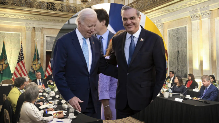 Abinader regresa esta noche tras asistir a cumbre APEP en la Casa Blanca