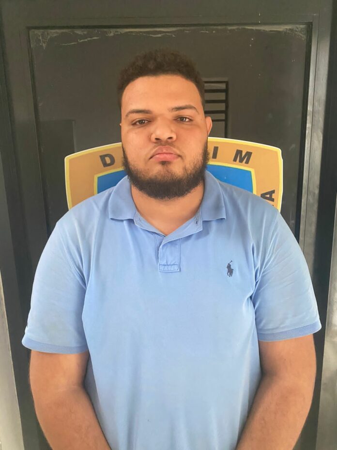 Apresan joven que amenazó con asesinar a su padre y una hermana en Restauración; le ocupan escopeta