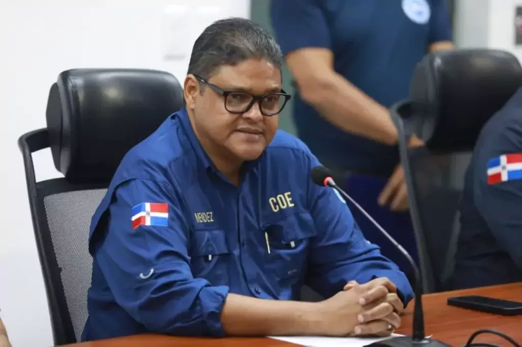 Ríos desbordados y más de 5,000 albergues disponibles por lluvias previstas para todo el fin de semana