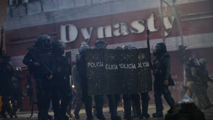 Denuncian ataques contra la prensa durante protestas antiminería en Panamá