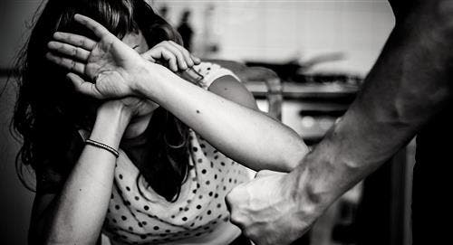 Agredió a su madre por dinero para drogas, y ahora irá a prisión