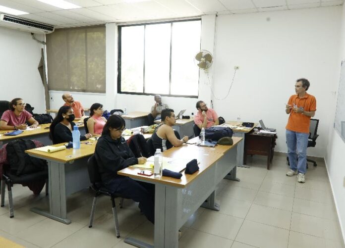 Escuela Cimpa 2023 de matemática puras vino a reforzar el país