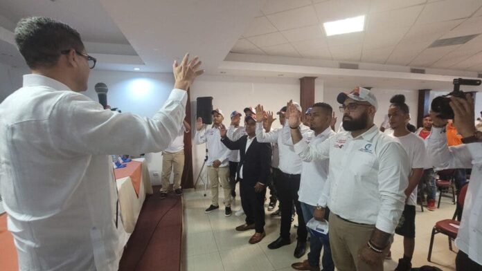 Juramentan movimiento Cibao Atlántico a favor de reelección de Abinader
