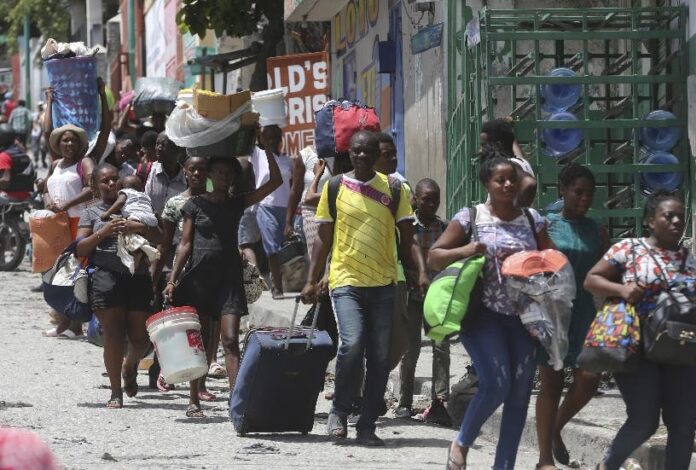 Kenia pide fondos para enviar a sus tropas hacia Haití