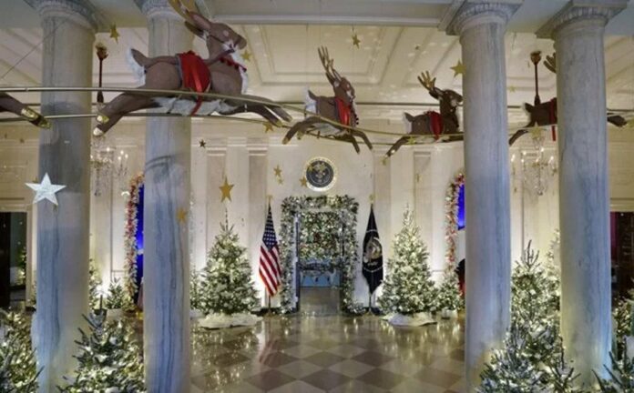 La Casa Blanca se viste de magia para la Navidad en un año convulso