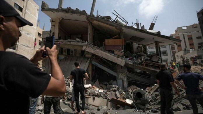 Más de 13,300 muertos en Gaza, entre ellos 5,600 niños