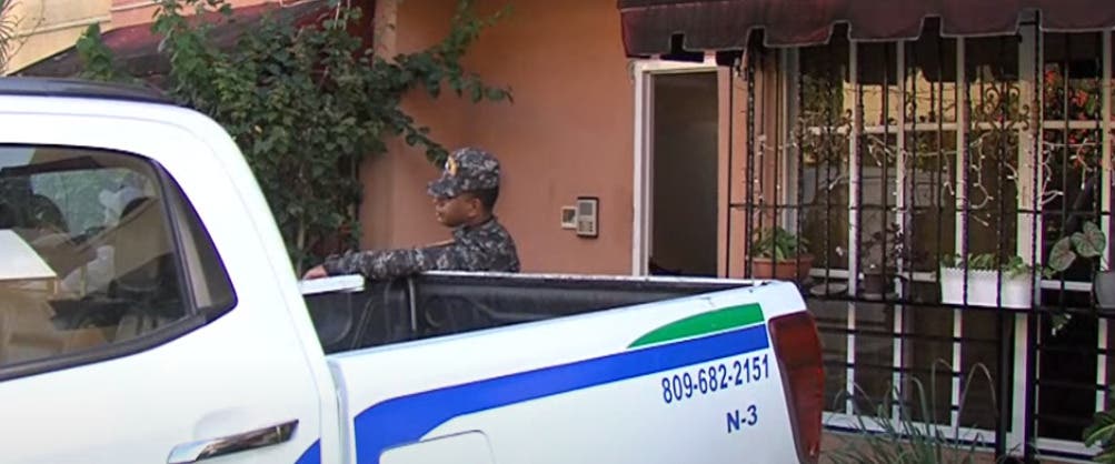 Policia investiga tiroteo en residencial de Jacobo Majluta