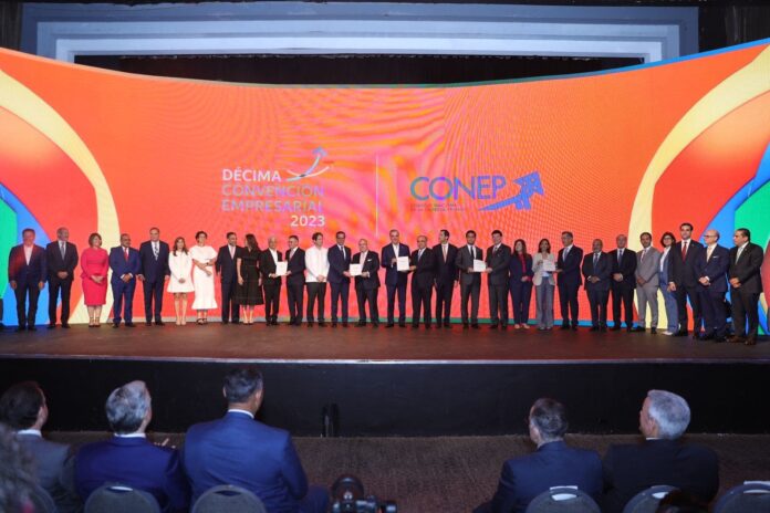 Sector privado creará 500,000 empleos 4 años