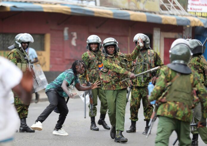 Tribunal de Kenia vuelve a prolongar bloqueo al envío de agentes a Haití, pese a aprobación del Parlamento