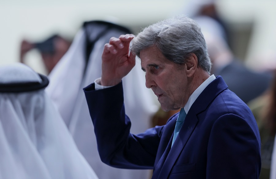El enviado especial del clima de EE.UU., John Kerry, ayer en Dubái, en la COP28.