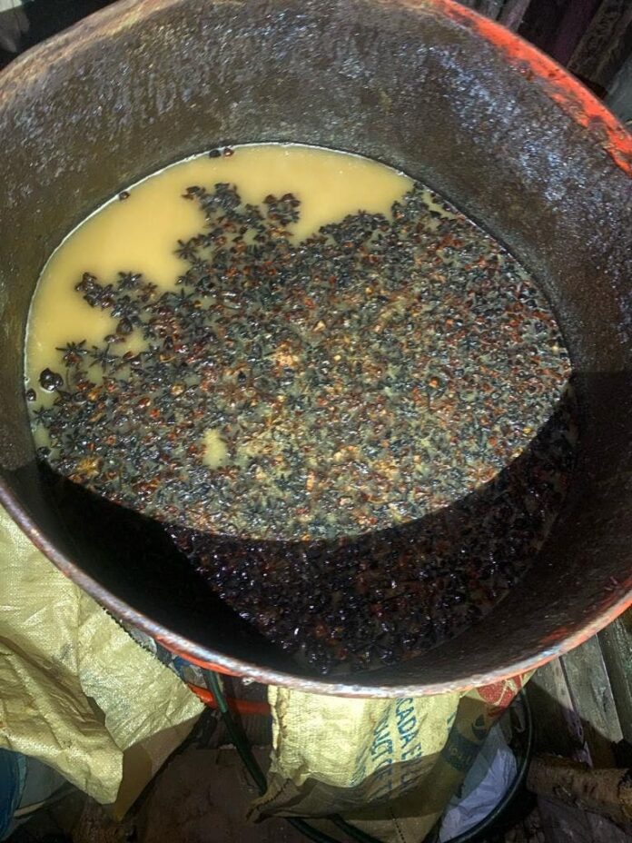 Desmantela fábrica de ron adulterado en La Romana