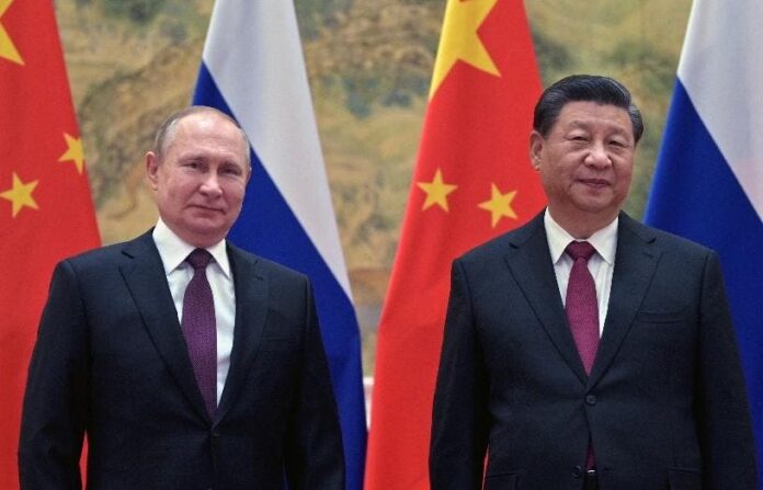 Rusia da la espalda a la Unión Europea y se refugia en los brazos de China