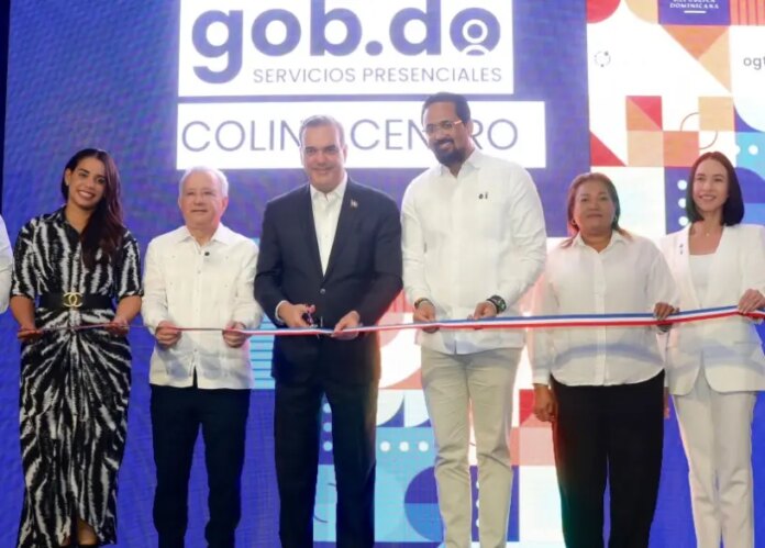 Abinader inaugura nuevo Punto Gob en SDN