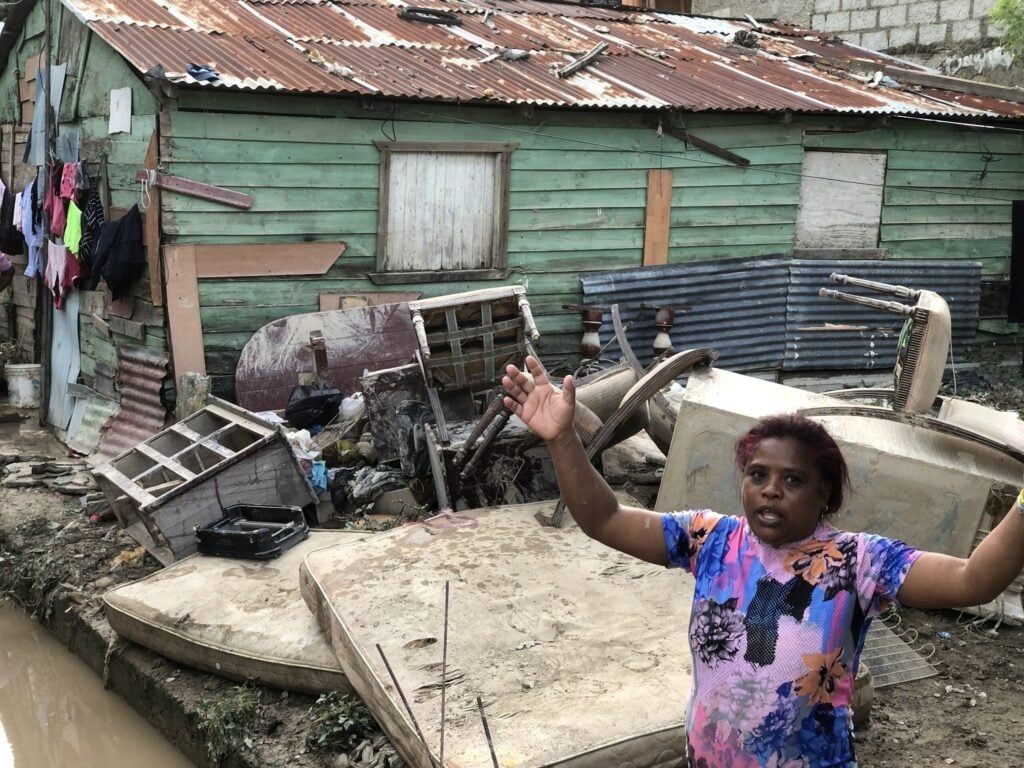 Alertan de posibles inundaciones en RD por vaguada