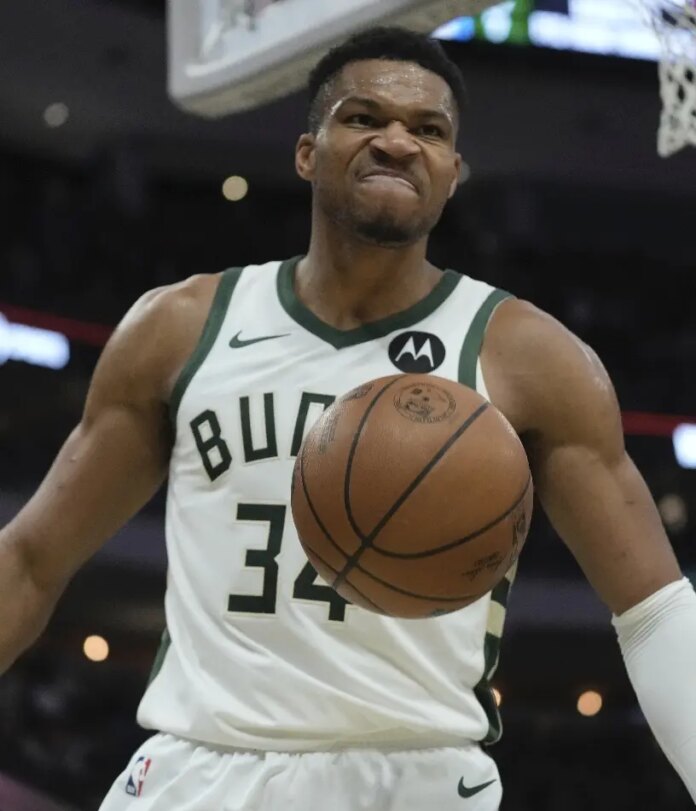Antetokounmpo y Doncic, jugadores de la semana en la NBA